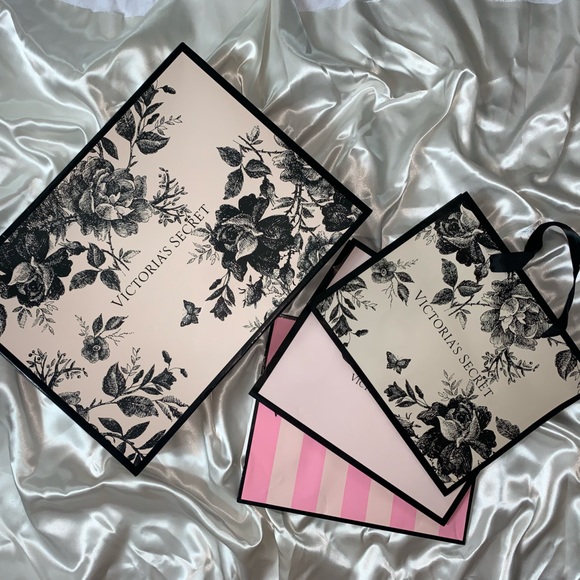 Victoria’s Secret Box and Bag Bundle - Picture 1 of 6